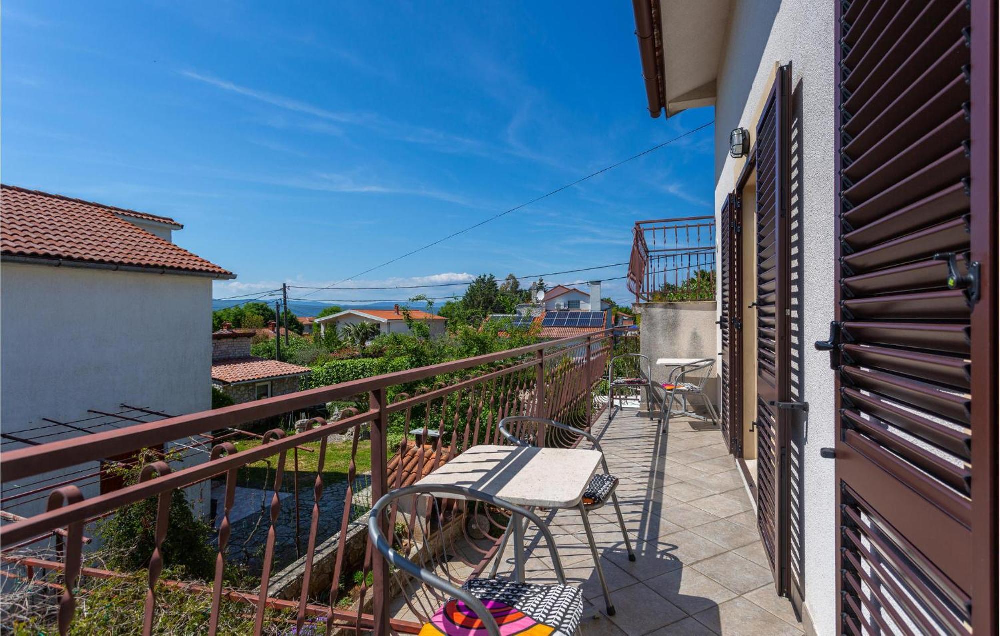 Lovely Apartment In Krk With Kitchen Brzac Exterior photo
